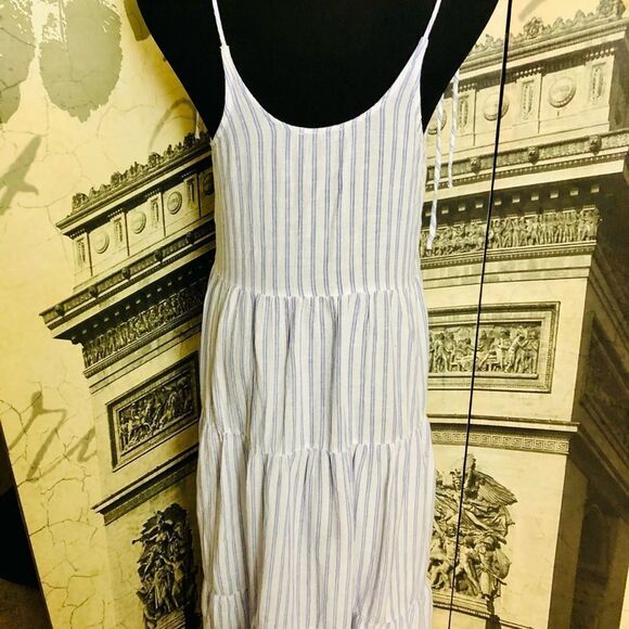 Fun beach/ summer dress size small - Picture 3 of 3